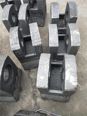 三大耐磨(mo)錘頭材料性(xing)能(neng)解析(xi) 高鉻合(he)金(jin)鋼(gang)、高錳鋼(gang)與65號錳鋼(gang)的應(ying)用(yong)對比(bi)